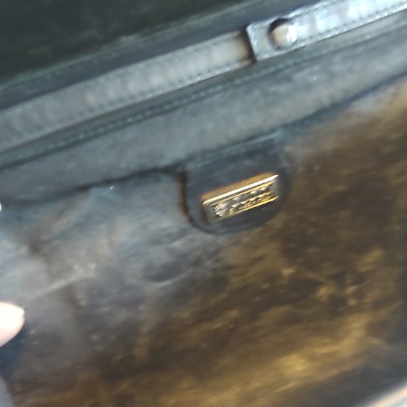 GUCCI Small Crossbody Convertible Clutch Black - Picture 14 of 14